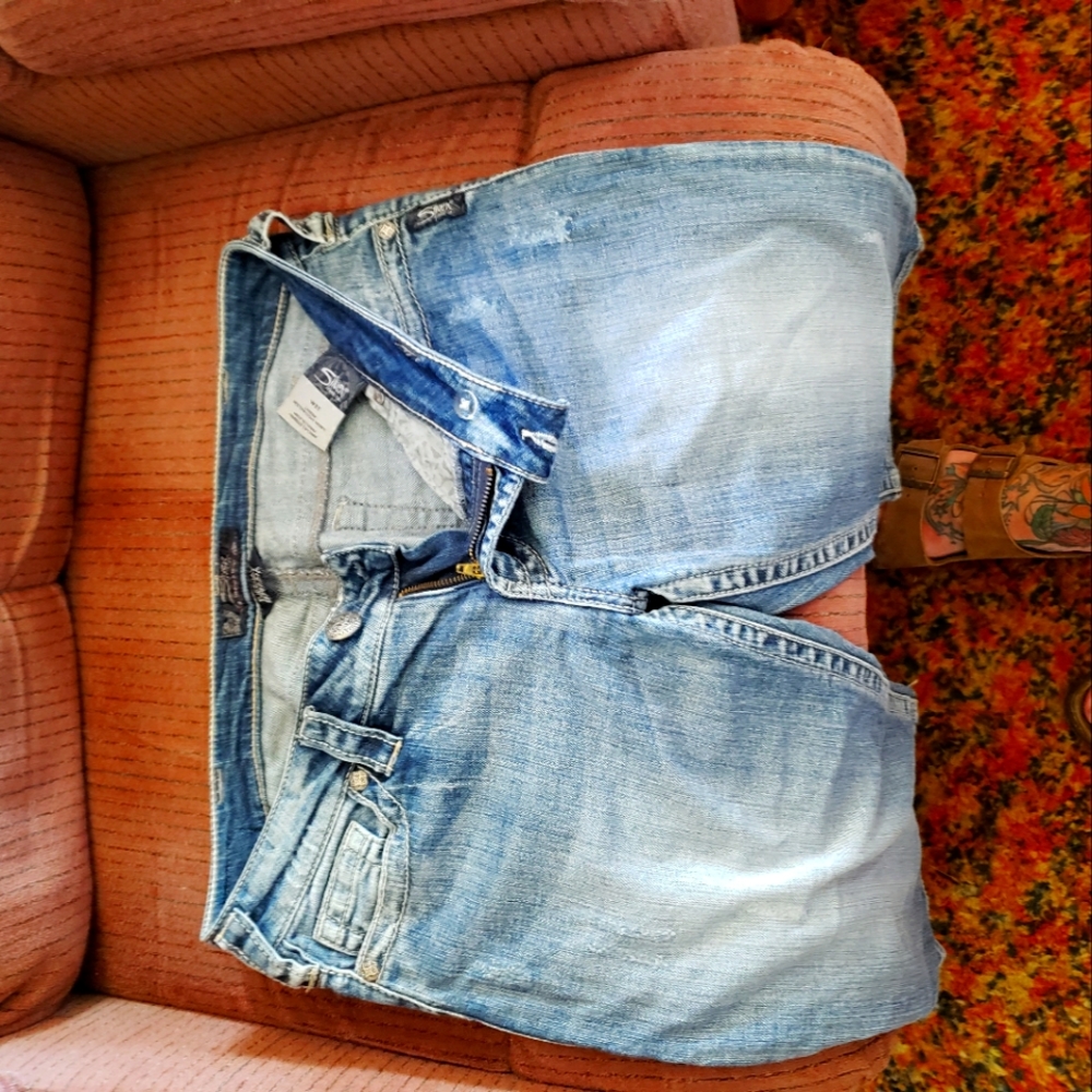 Capris